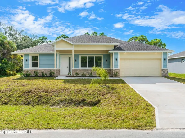 276 Americana Blvd NW, Palm Bay, FL 32907