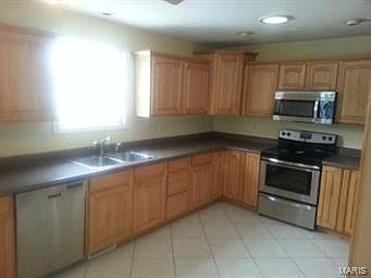5th image of 202 Blueberry Ln