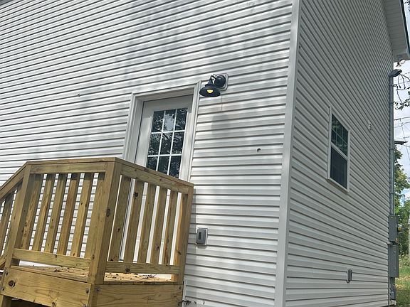 2nd image of 626 Midway Ave