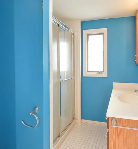 410 Robert Ave — Photo 7