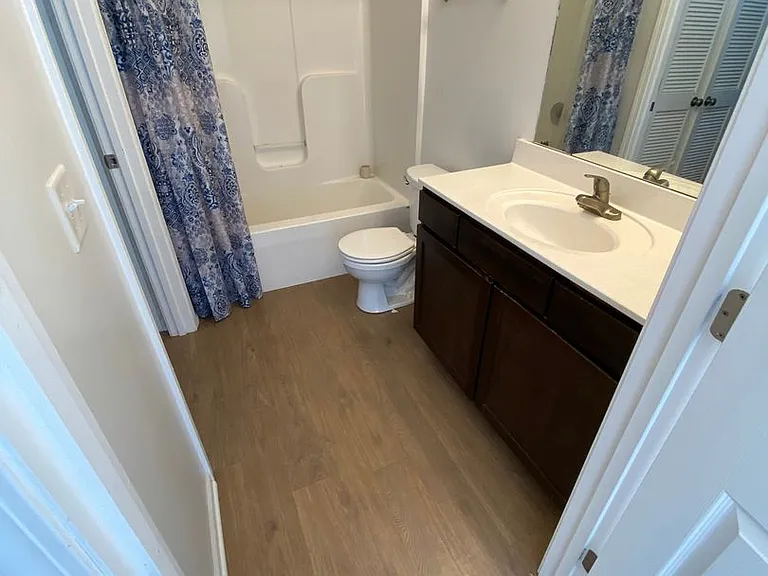 404 Jefferson St — Photo 5