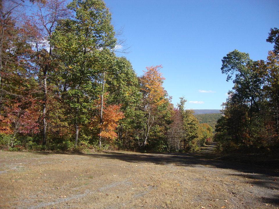 1st image of Waterberry Dr