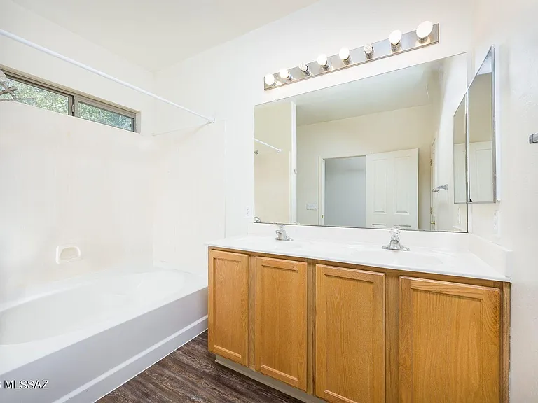 8403 N Coyote View Ct W — Photo 15