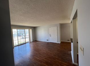 137 Darwin Ln, North Brunswick, NJ 08902