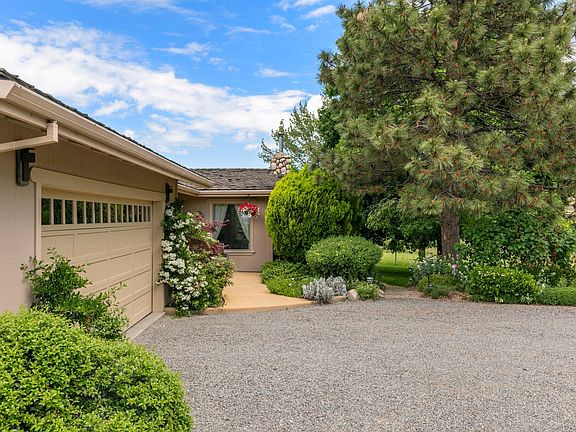 5th image of 170 Reiten Dr