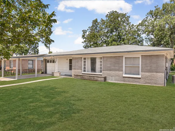 575 BLAZE AVE, San Antonio, TX 78218