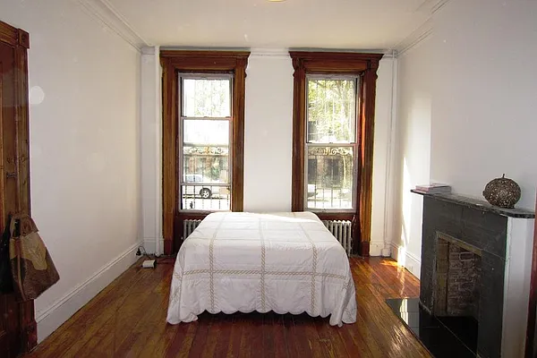 Rented by Corcoran | media 27