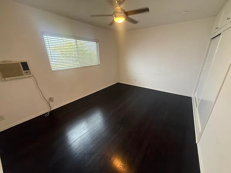 1940 S Beverly Glen Blvd #7 — Photo 12