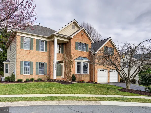 10102 Daphney House Way, Rockville, MD 20850