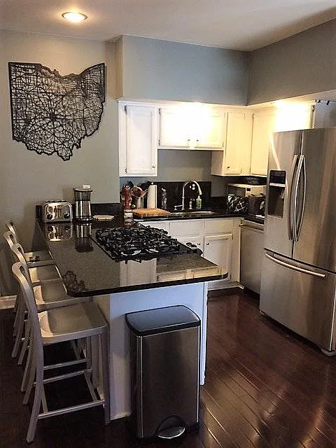 2 bed, 1.5 bath, 1164 sqft, $2,300 — Photo 4