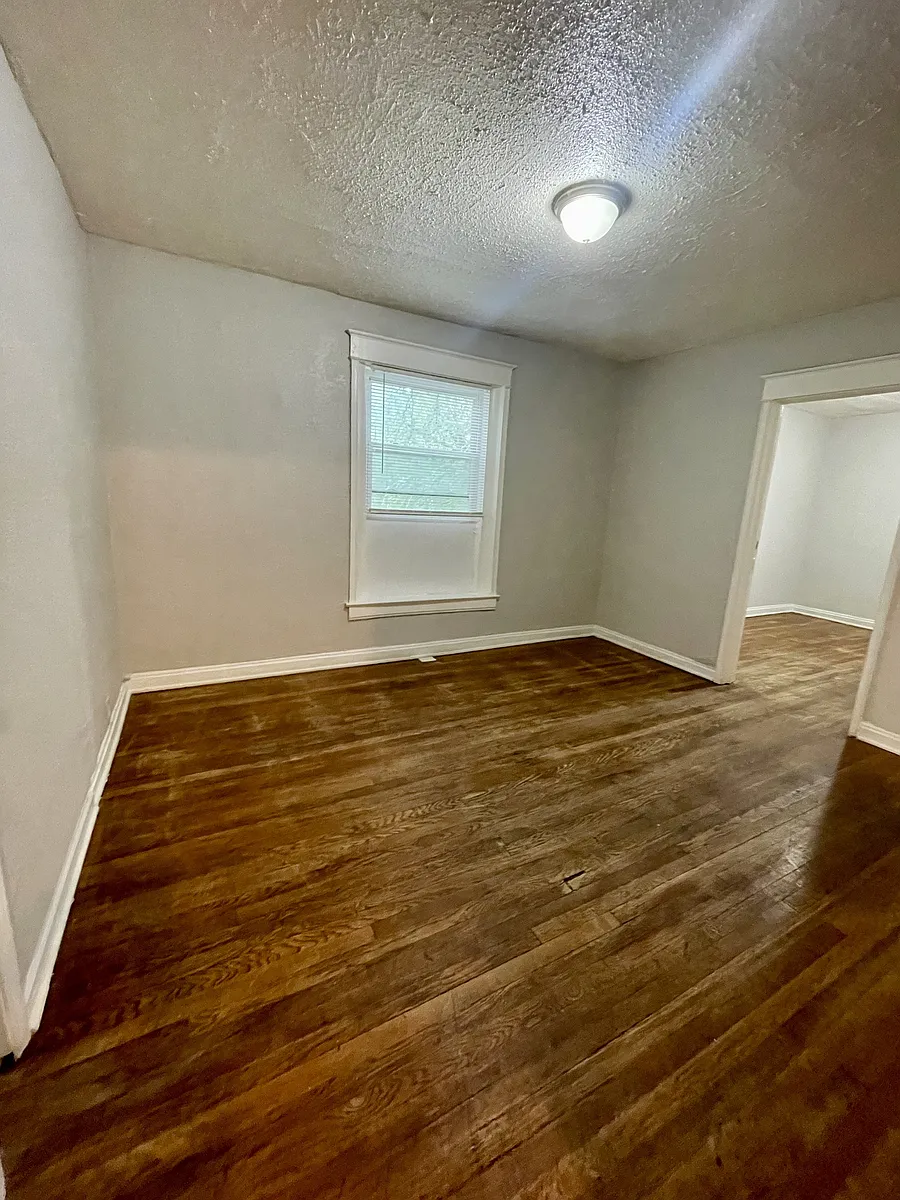 Building Photo - 3921 Norledge Ave #2E