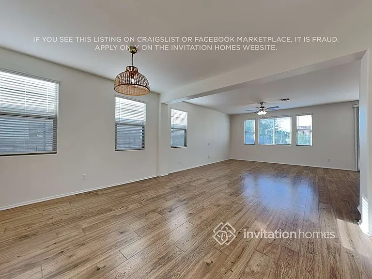 2152 W Emrie Ave — Photo 9