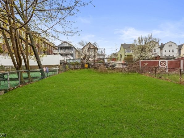 325 N 7Th St, Prospect Park Boro, NJ 07508