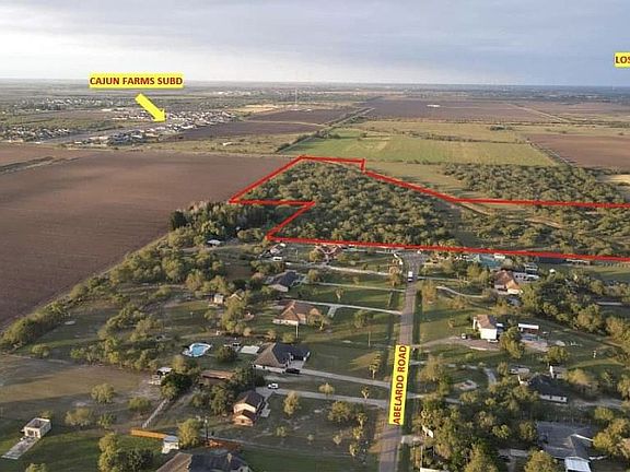 3rd image of Abelardo Dr