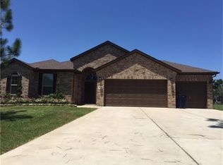 32058 Divot Dr, Waller, TX 77484