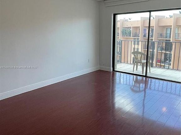 2nd image of 9686 Fontainebleau Blvd #705-IV