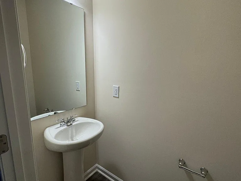 877 Falls Grove Trl — Photo 27