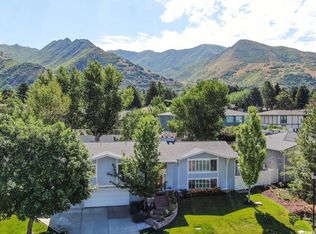 1063 S Oak Hills Way, Salt Lake City, UT 84108