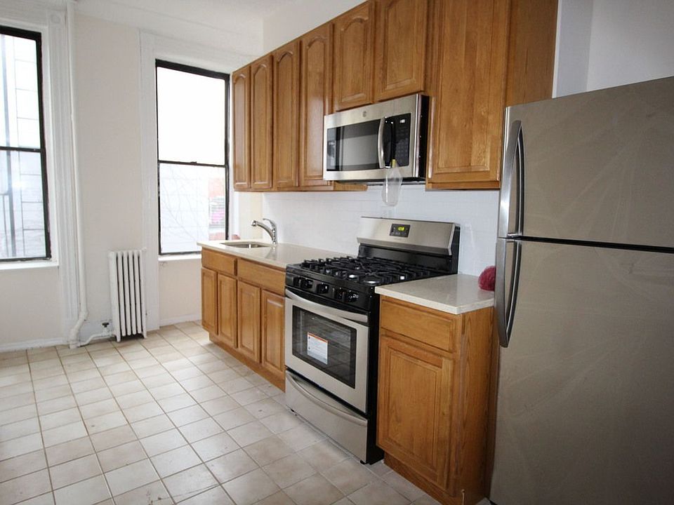 2nd image of 451 Court St APT 2R