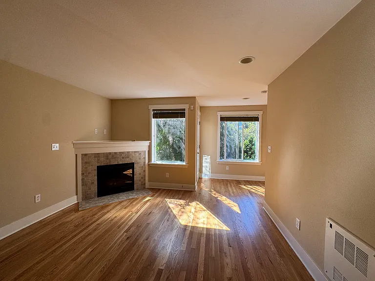 3820 Whitman Ave N #B — Photo 2