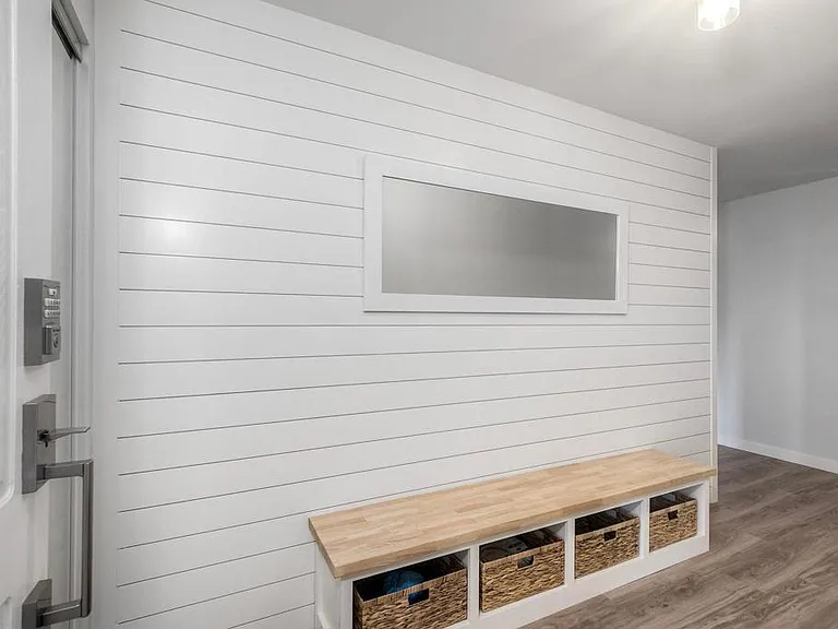 4705 Marina Dr #10 — Photo 2