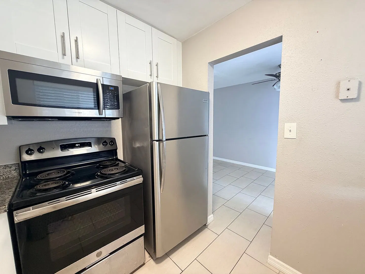 Ridge Garden Apartments — Photo 4