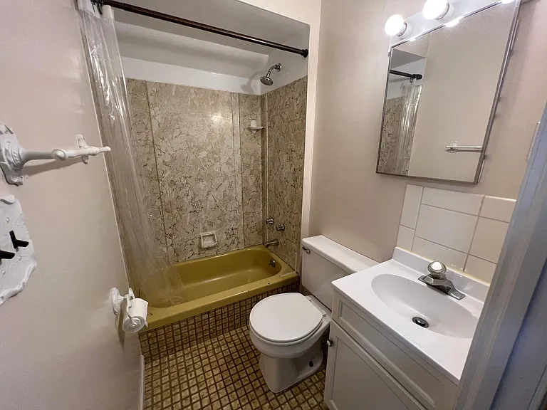 1634 5th Ave #2 — Photo 10