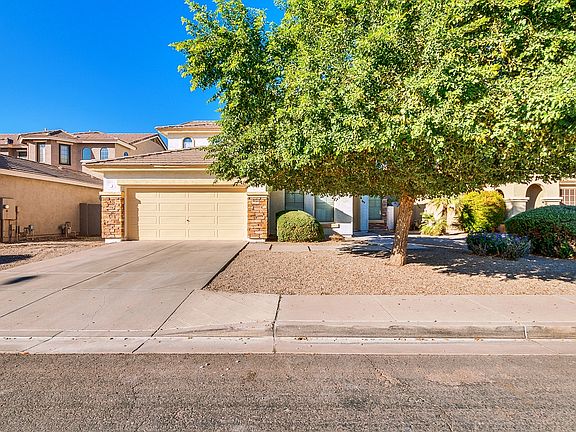 4th image of 1700 W Kingbird Dr
