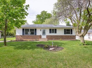 116 Grayson Ct, Manchester, IA 52057