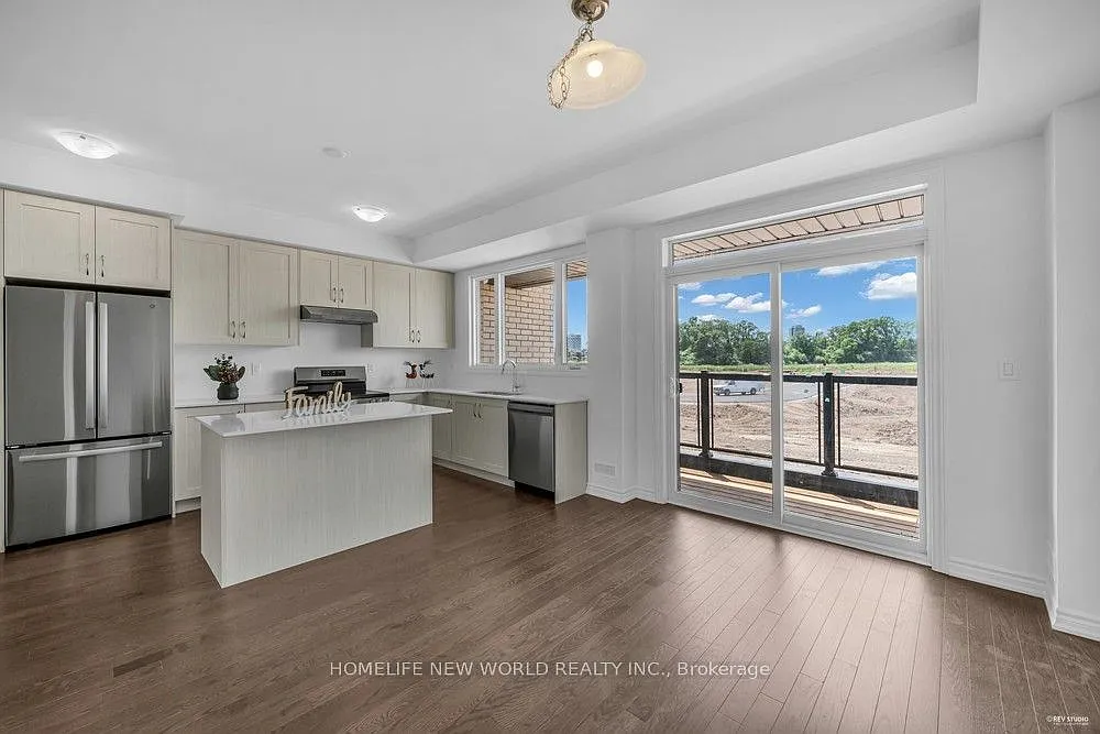 5 bed, $3,950 — Photo 1