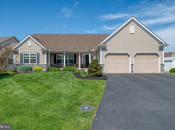 37 Westbrook Ct #L-0099, Palmyra, PA 17078