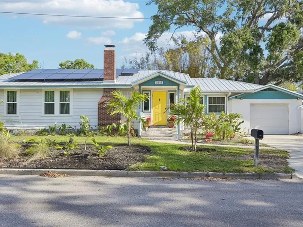 2216 13TH AVENUE W, BRADENTON, FL 34205