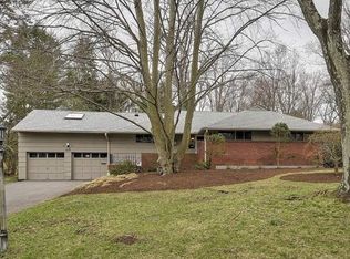 141 Saddlewood Dr, Hillsdale, NJ 07642