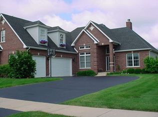 758 Merrill New Rd, Sugar Grove, IL 60554