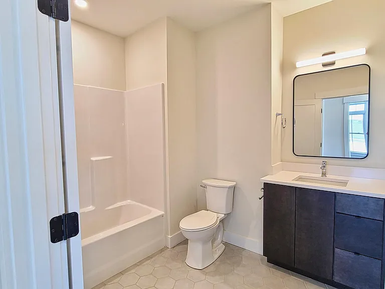 64 Aiken St #304 — Photo 12