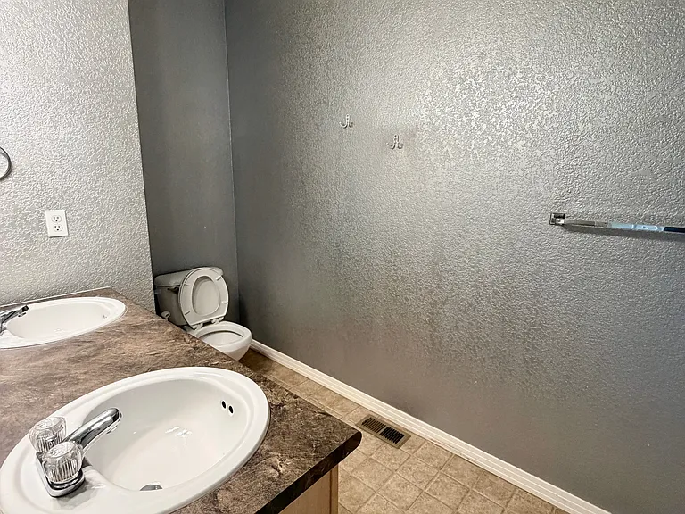 9404 Ashbury Cir #103 — Photo 11