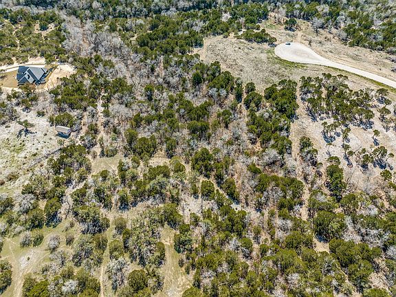 3rd image of 4093 Overlook Way