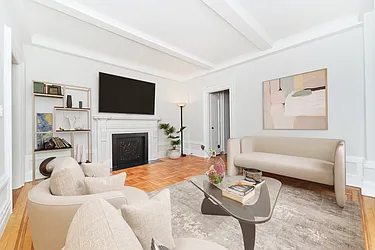 Rented by Living New York
