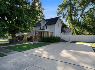 206 S Mulberry St, Louisburg, KS 66053