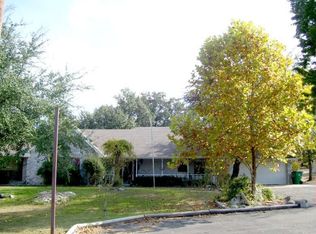 1901 Brookhollow Dr, Granbury, TX 76048