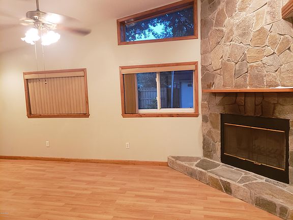 3rd image of 30 Aspen St