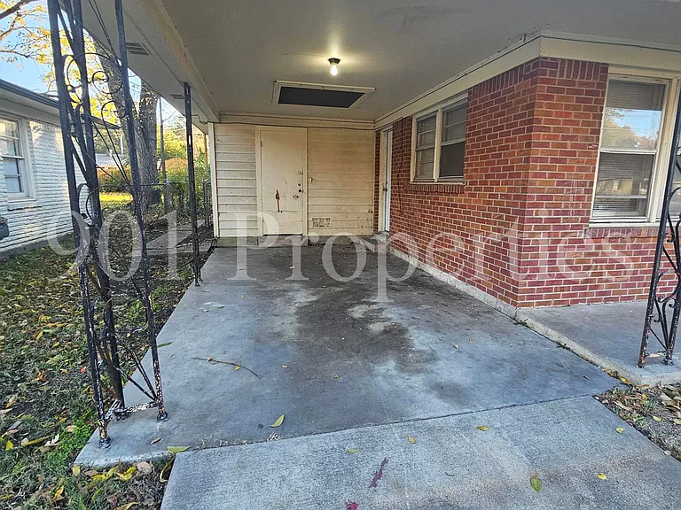 1612 Hopewell Rd — Photo 8