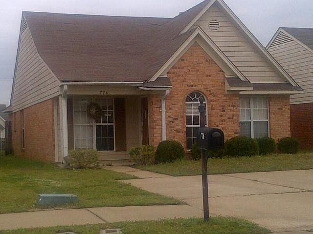 1st image of 776 Grant Dr