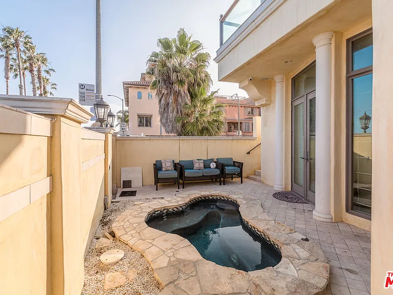 119 W Via Marina — Photo 10
