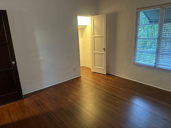 5th image of 640 N Beachwood Dr APT 201