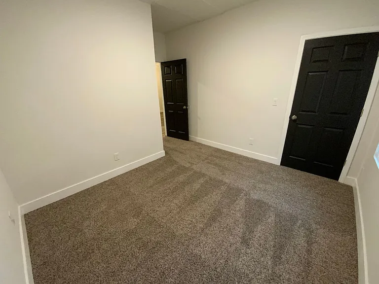 1104 Coats St — Photo 23