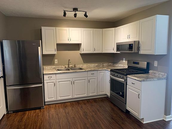 2nd image of 286 Berwin Pl