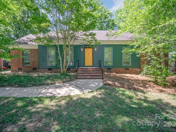 1616 Bonnie Ln, Charlotte, NC 28213