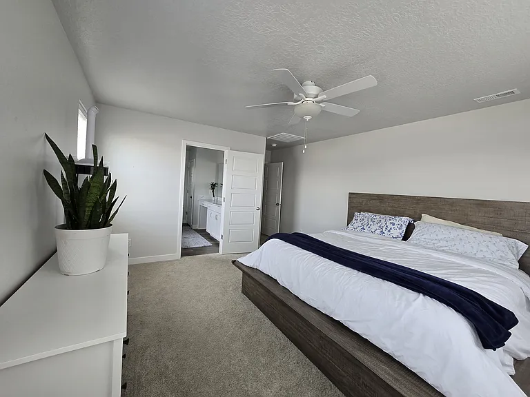 3299 S Claire Ave — Photo 27