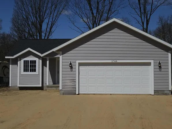 5748 Richmond Ave, Muskegon, MI 49442